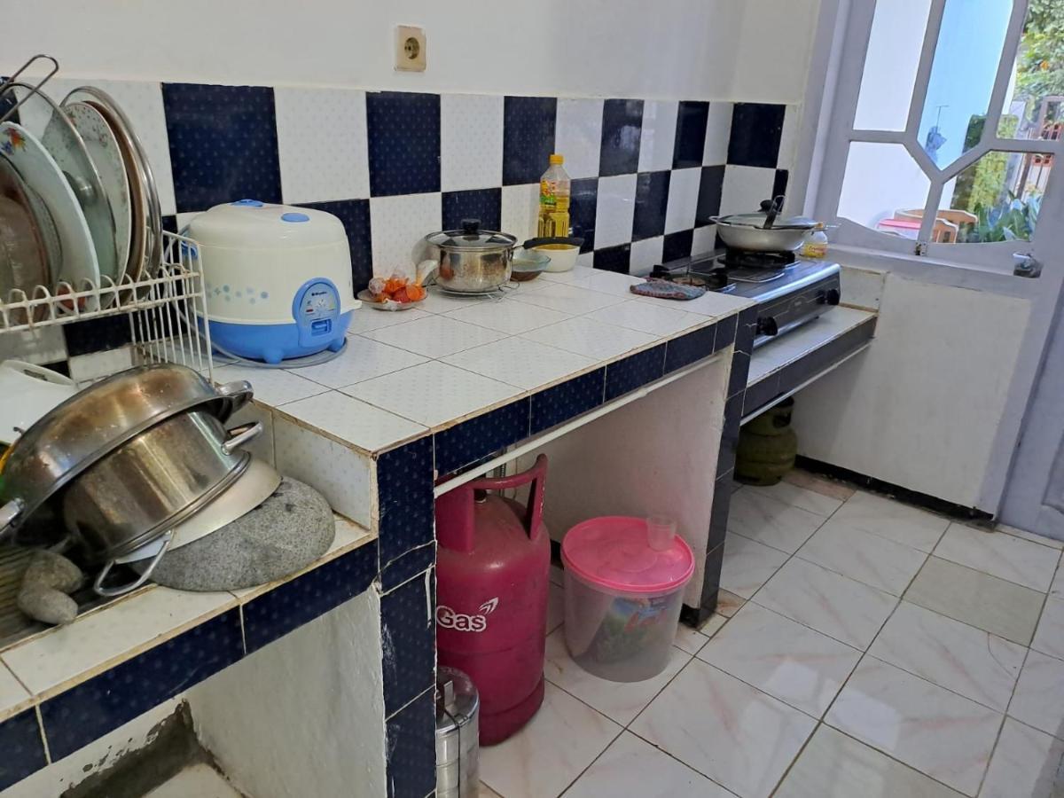 Indo Homestay Malang Eksteriør billede